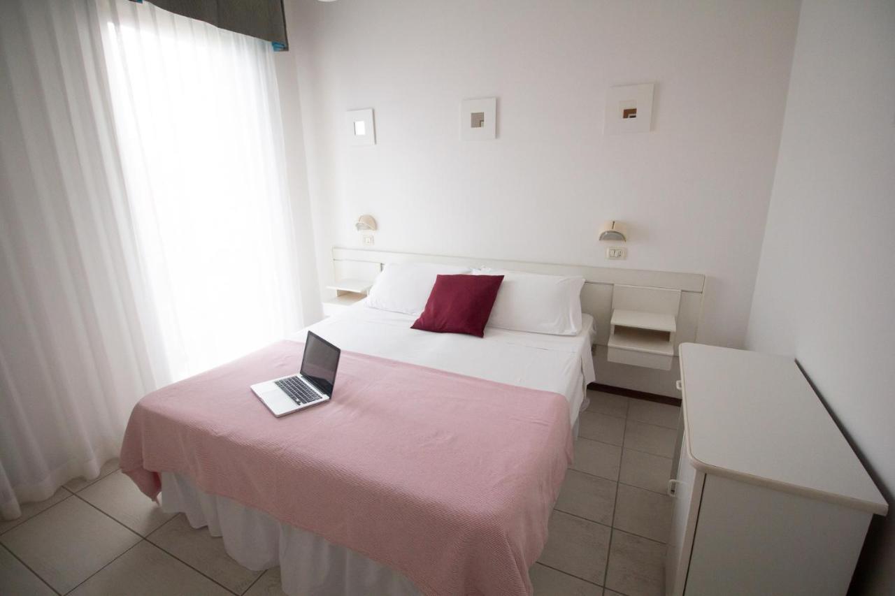 Hotel Morri Bellaria-Igea Marina Exterior foto