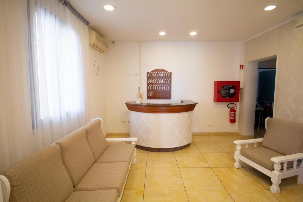 Hotel Morri Bellaria-Igea Marina Exterior foto