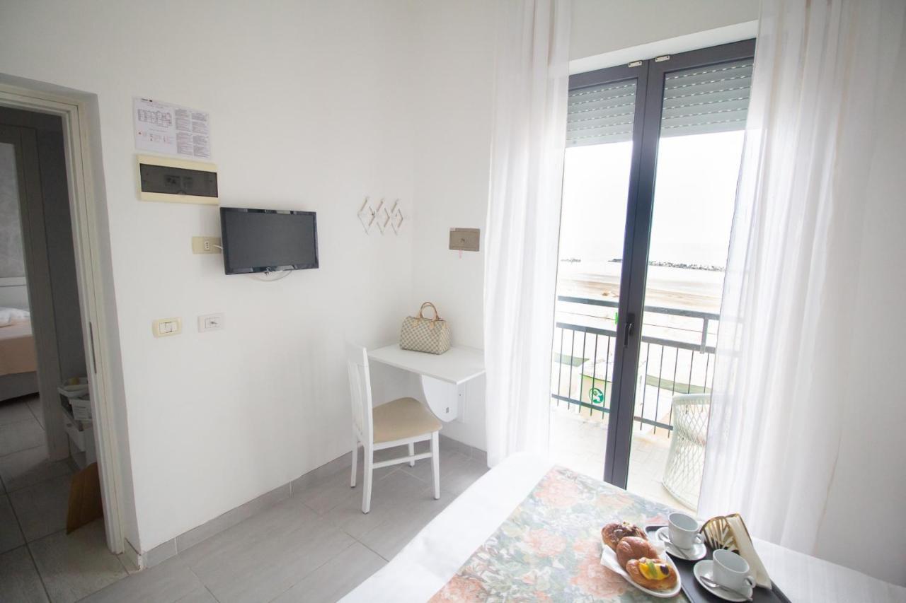 Hotel Morri Bellaria-Igea Marina Exterior foto